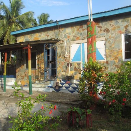 Hotel Jah Mighty Love Land Winneba Exterior foto