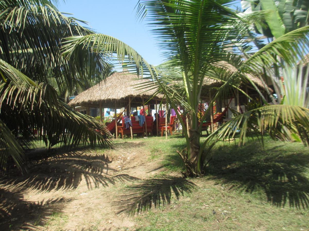 Hotel Jah Mighty Love Land Winneba Exterior foto